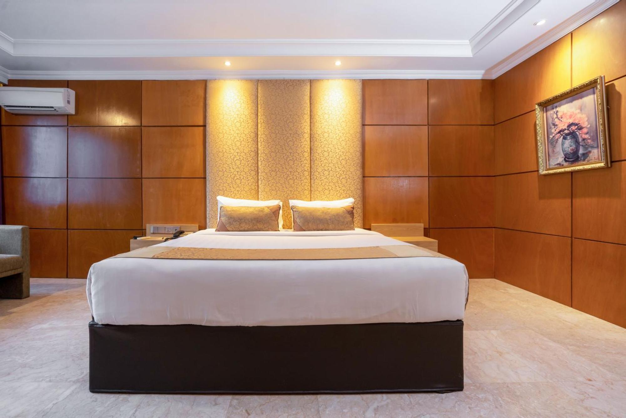 Hotel Bumi Senyiur Samarinda Eksteriør billede